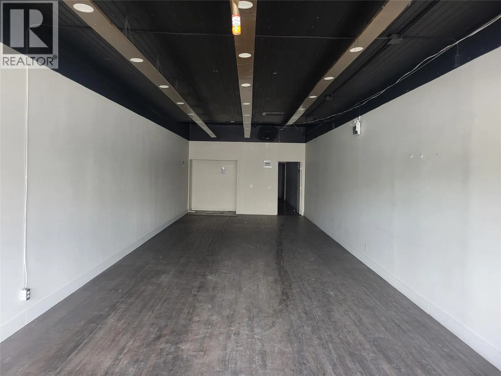 6276 Main Street