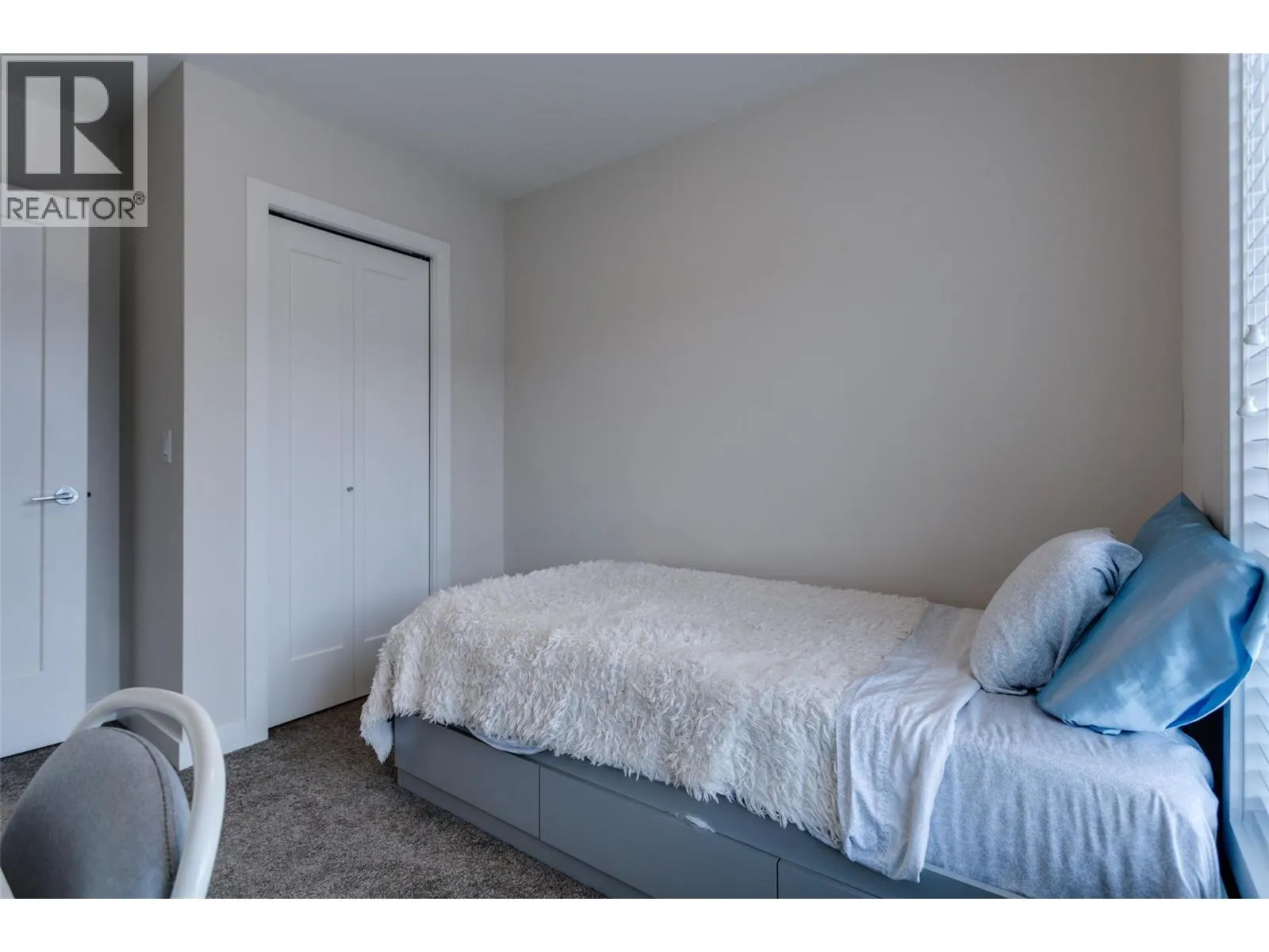 170 Celano Crescent Unit# 4