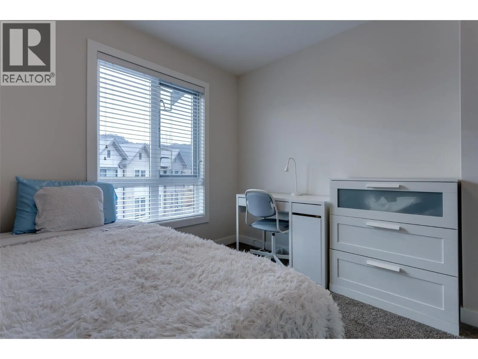 170 Celano Crescent Unit# 4