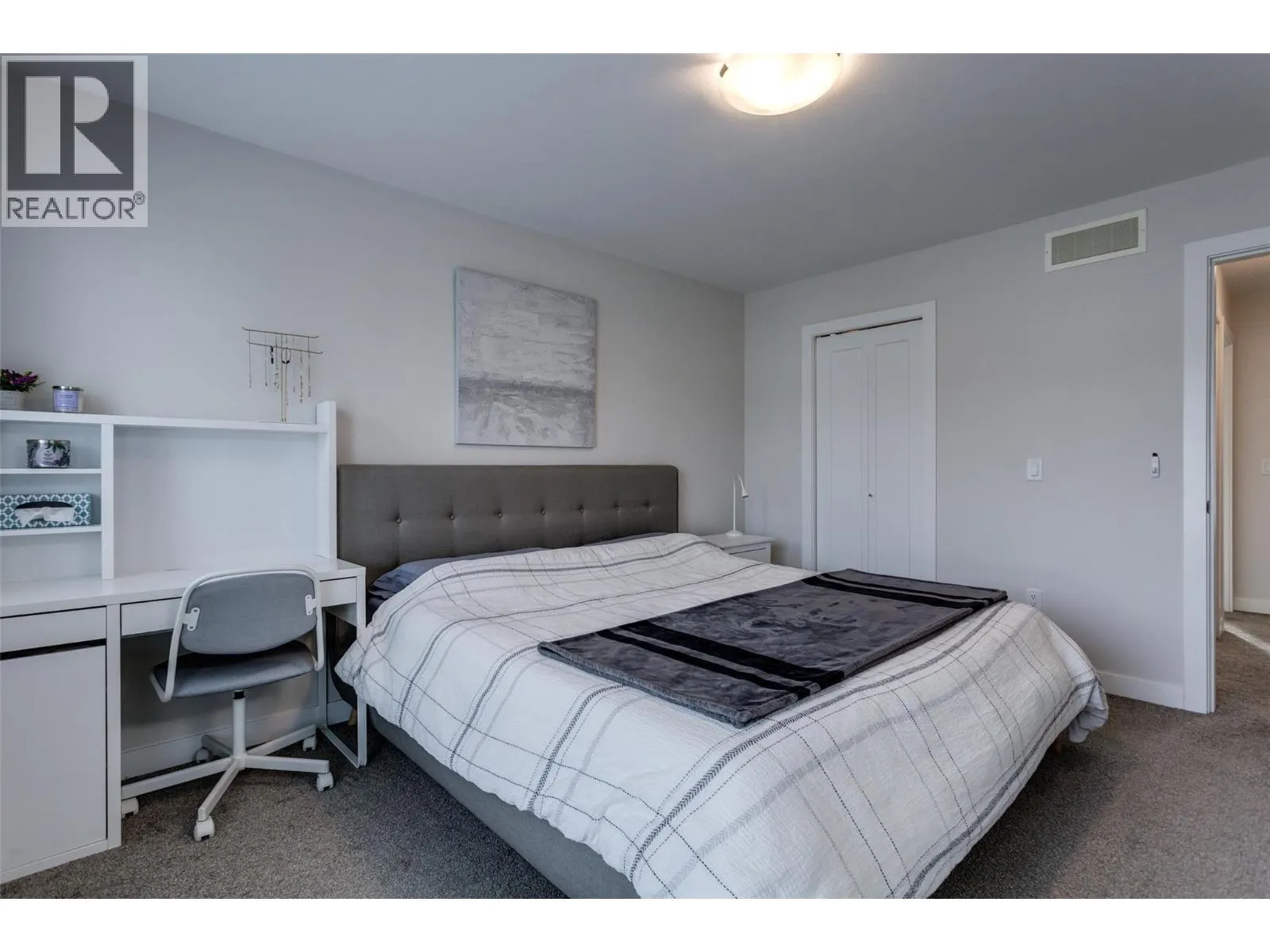 170 Celano Crescent Unit# 4