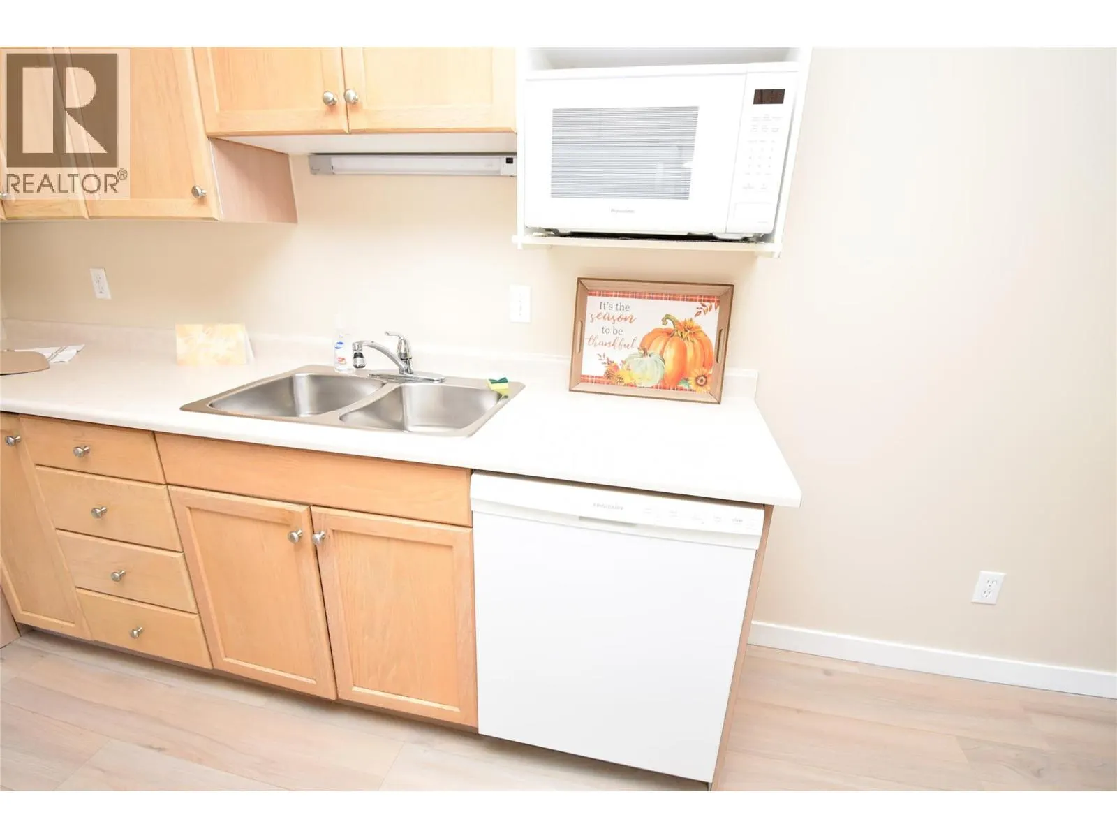 505 Browne Road Unit# 210