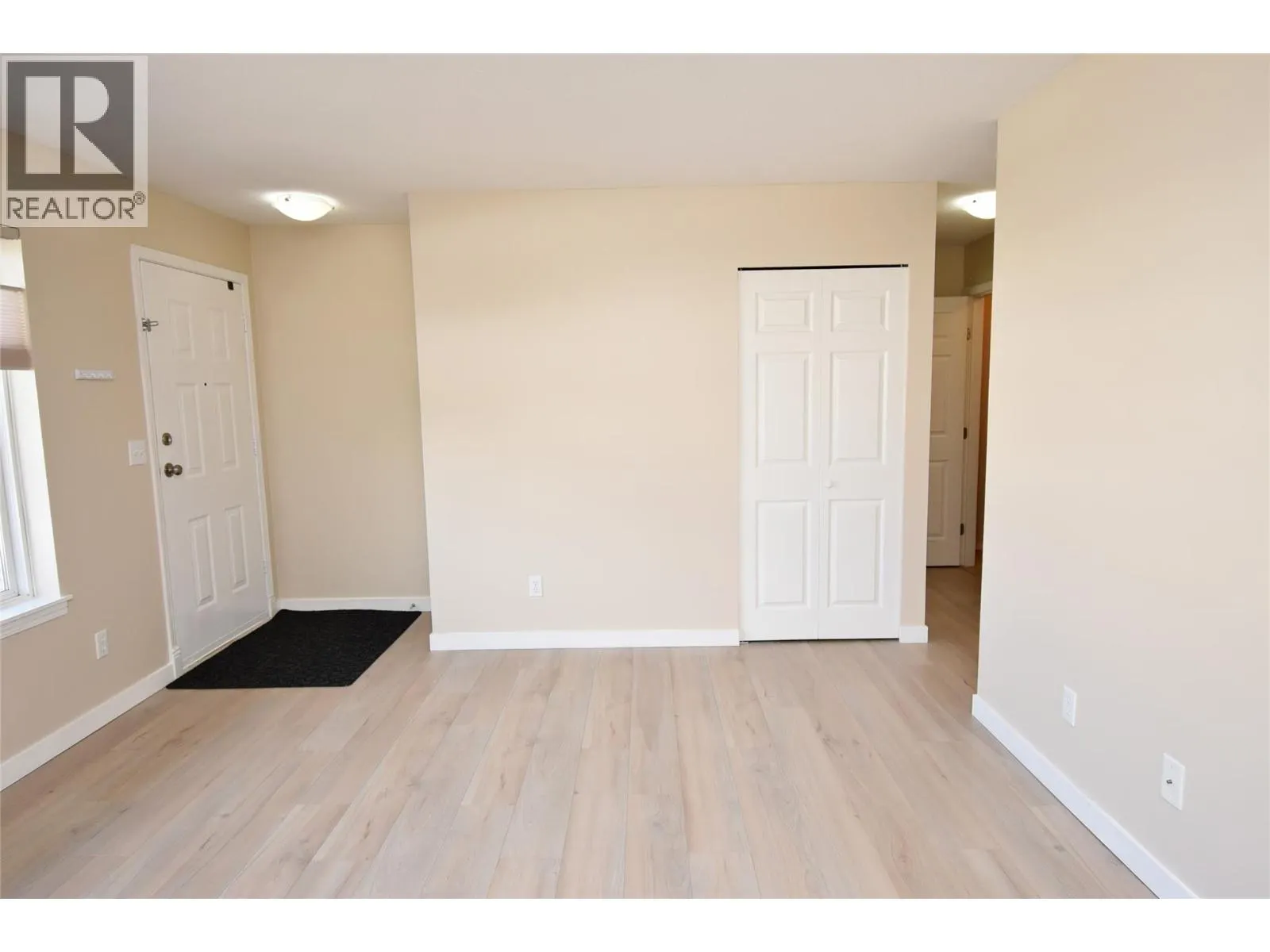 505 Browne Road Unit# 210