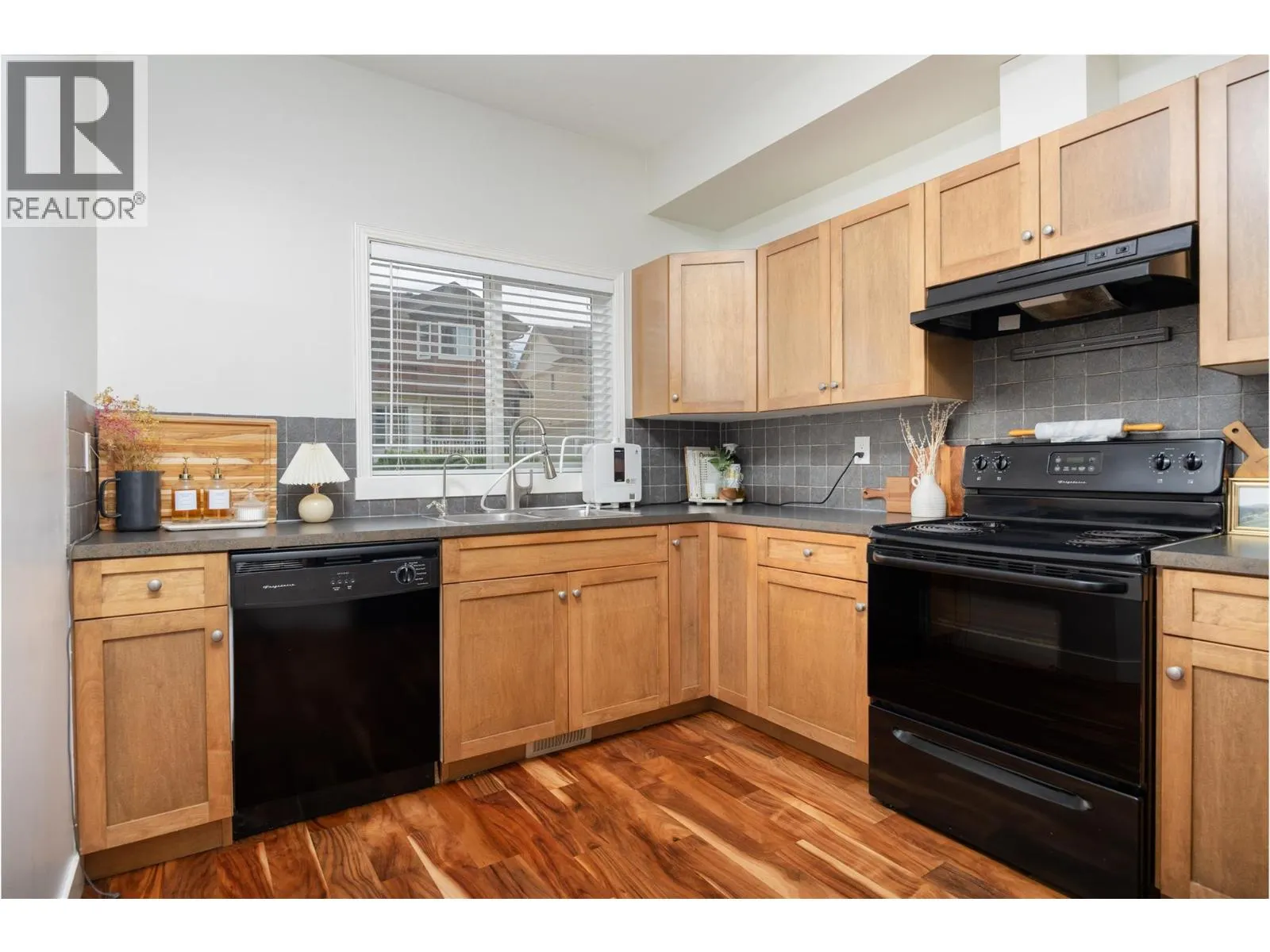 5951 Heritage Drive Unit# 10