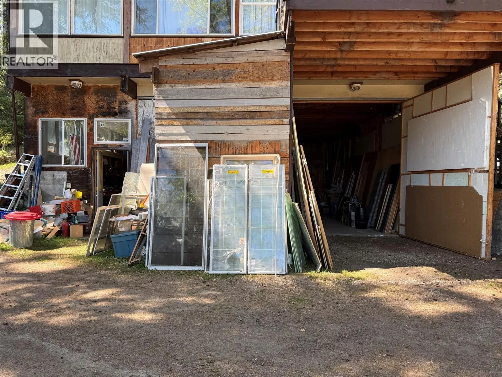 3461 Bodard Road