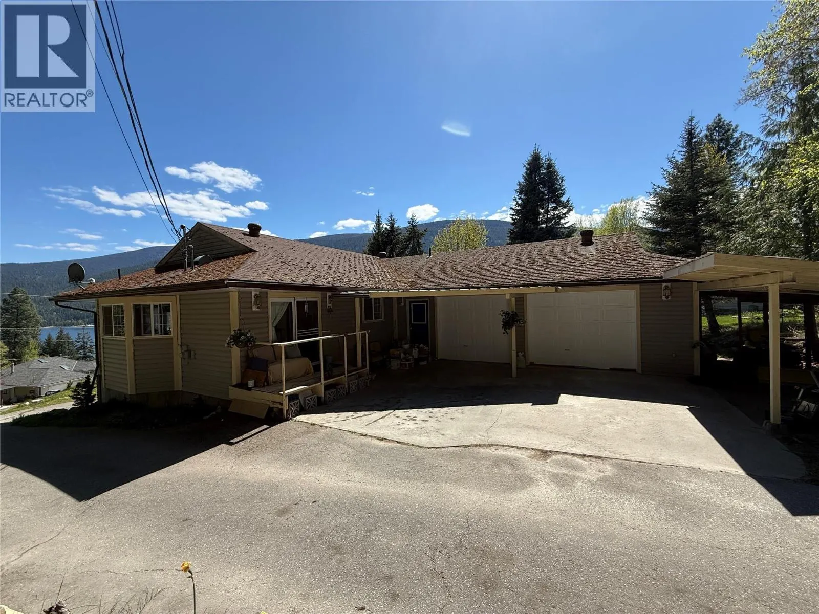3461 Bodard Road