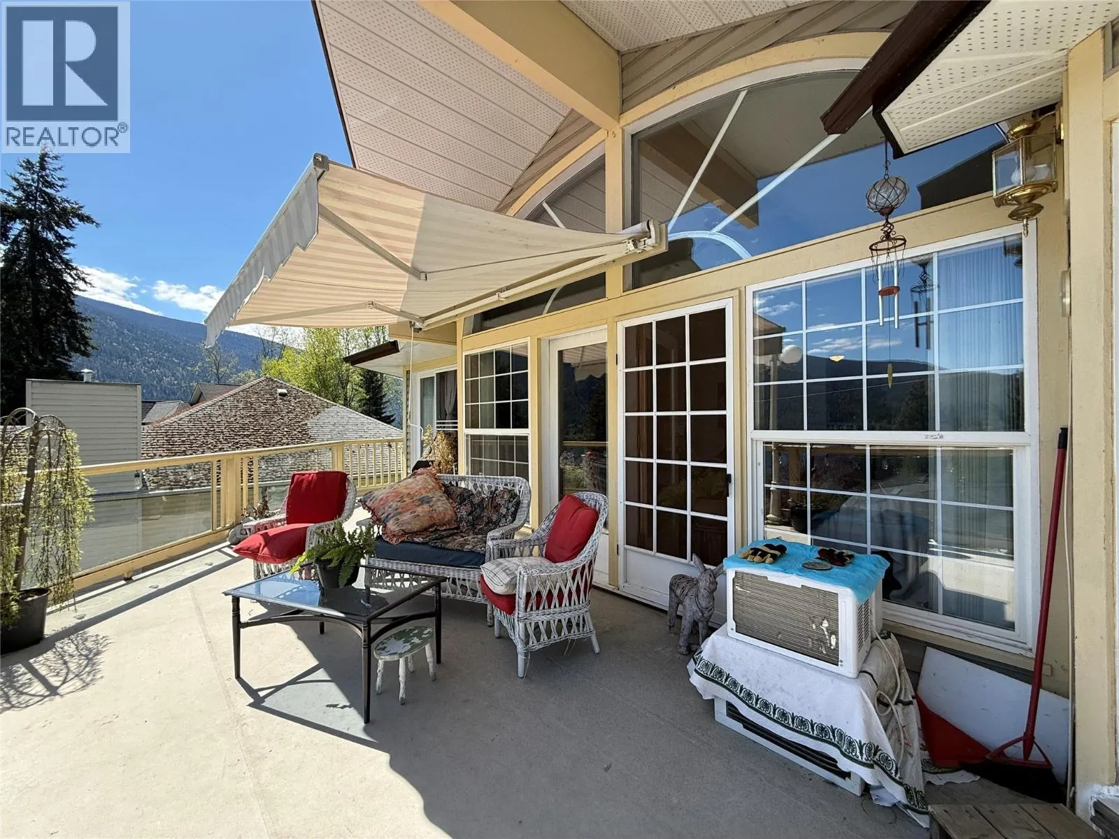 3461 Bodard Road