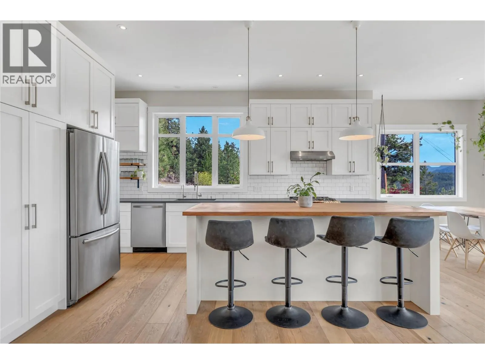 8388 Princeton Summerland Road