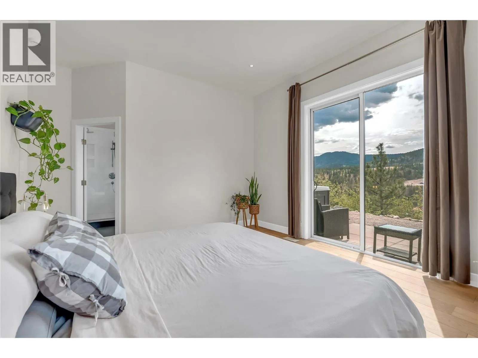 8388 Princeton Summerland Road