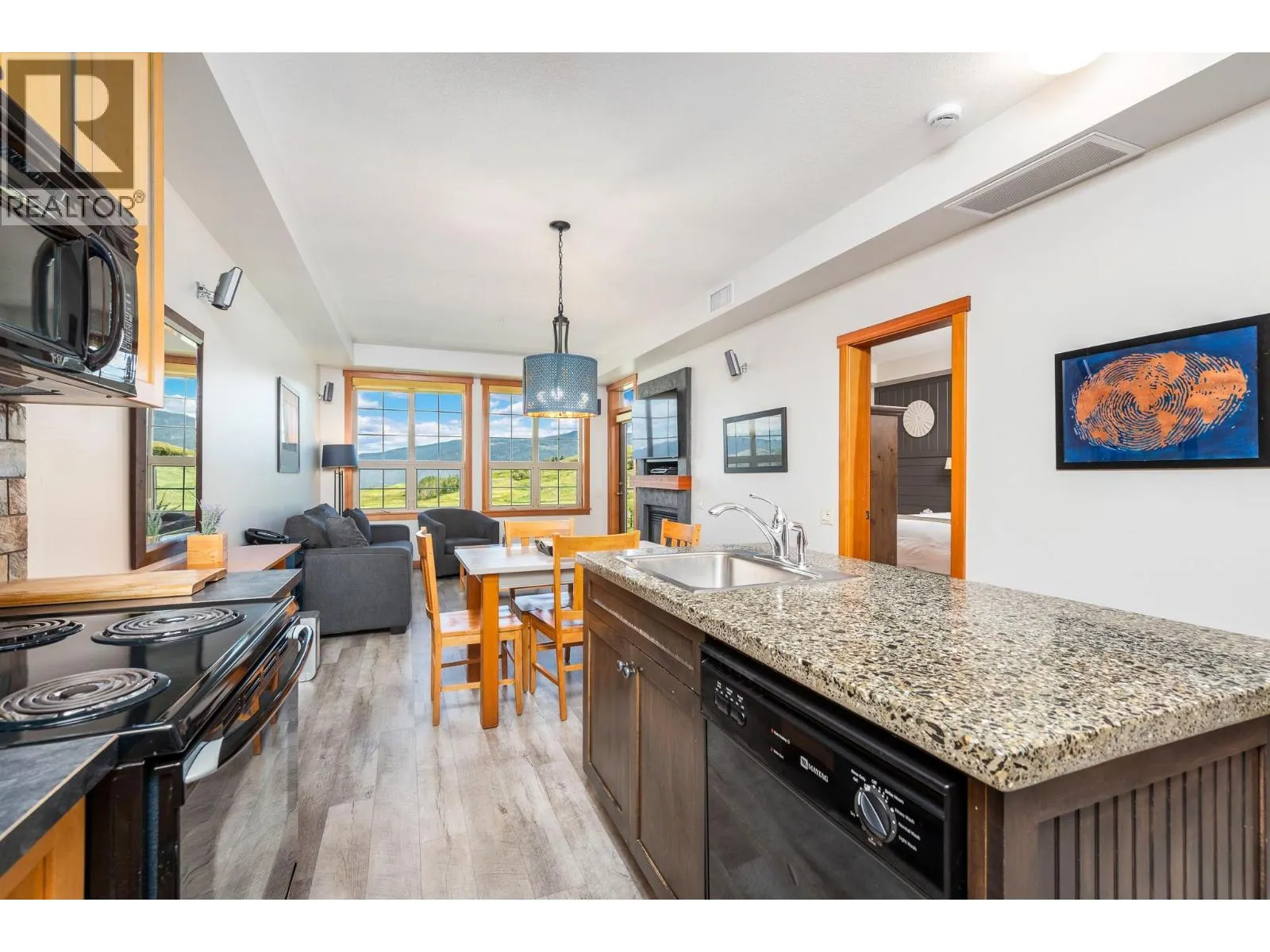 107 Village Centre Court Unit# 214