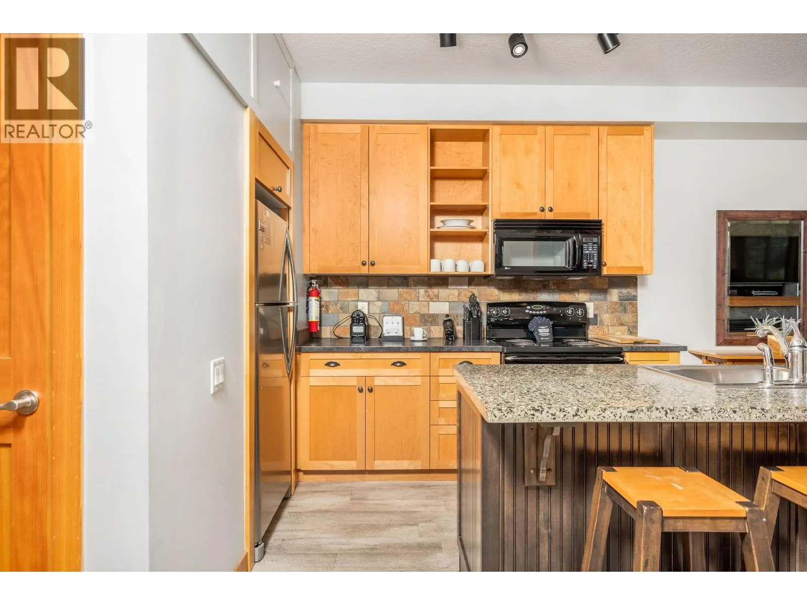 107 Village Centre Court Unit# 214