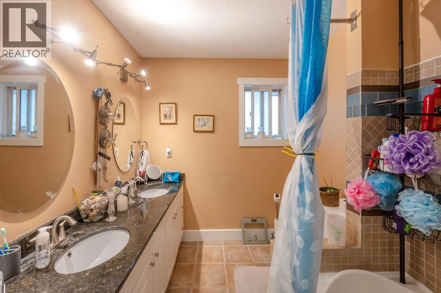 615 6TH Avenue Unit# 2