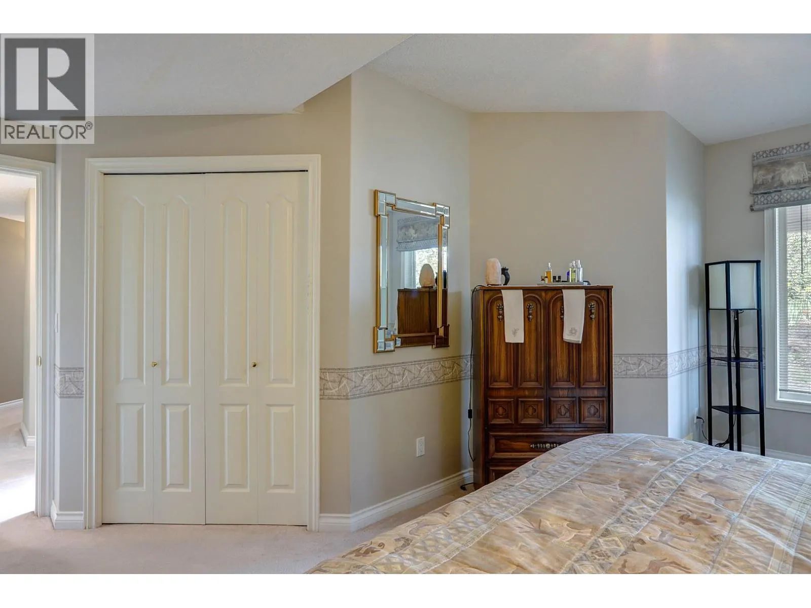 1101 Phoenix Drive