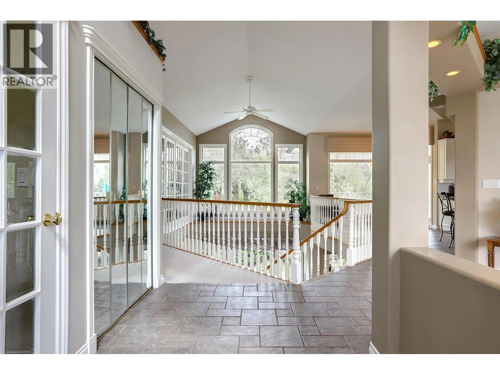 1101 Phoenix Drive