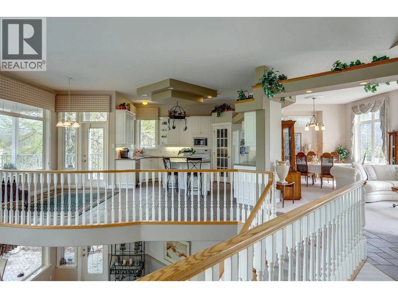 1101 Phoenix Drive