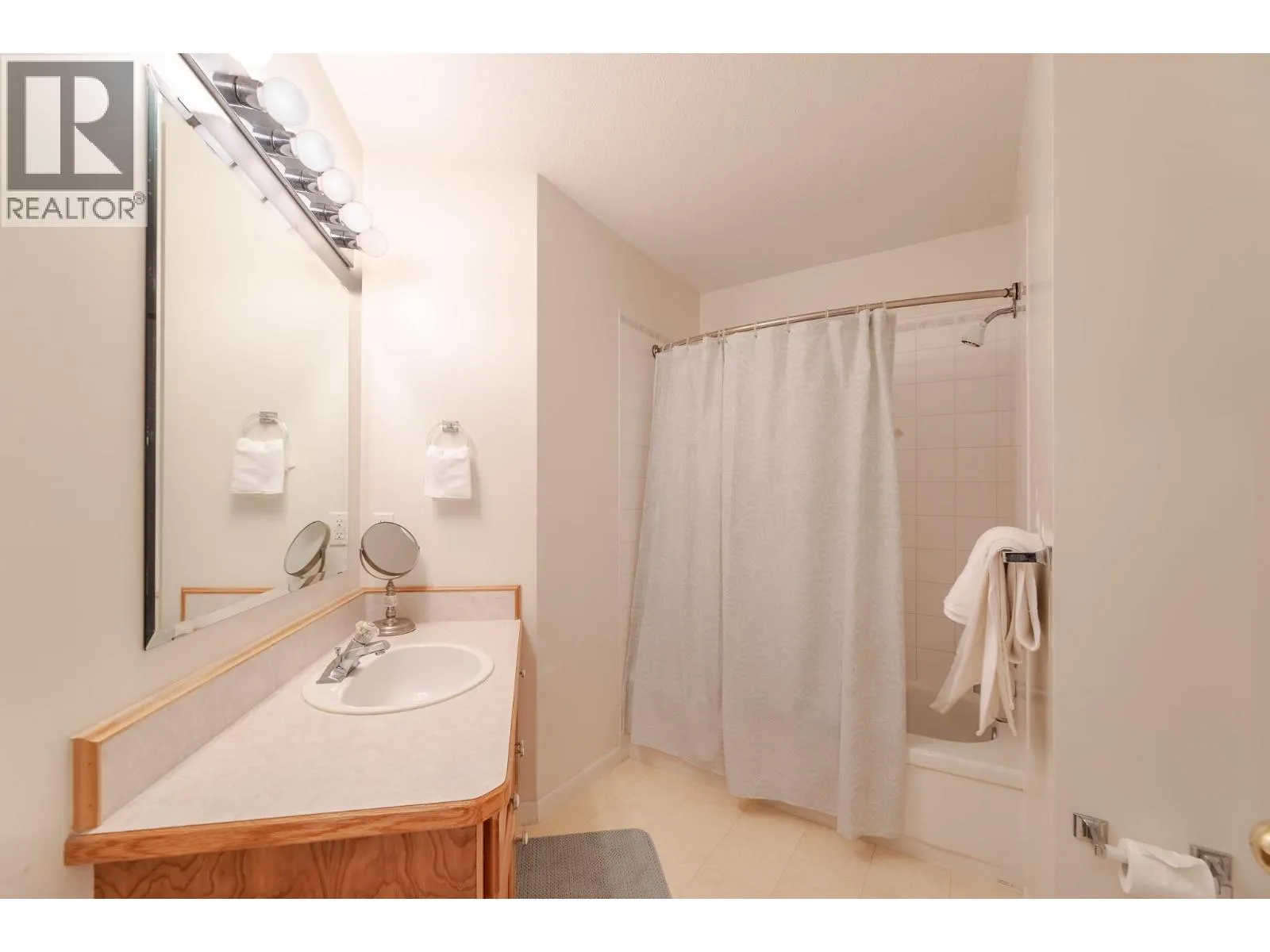 5050 13th Avenue Unit# 12