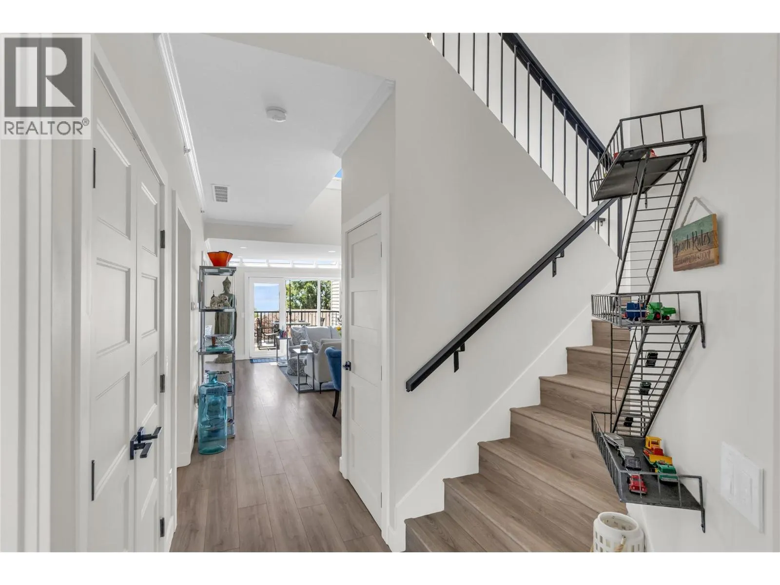 4004 Bluebird Road Unit# 303