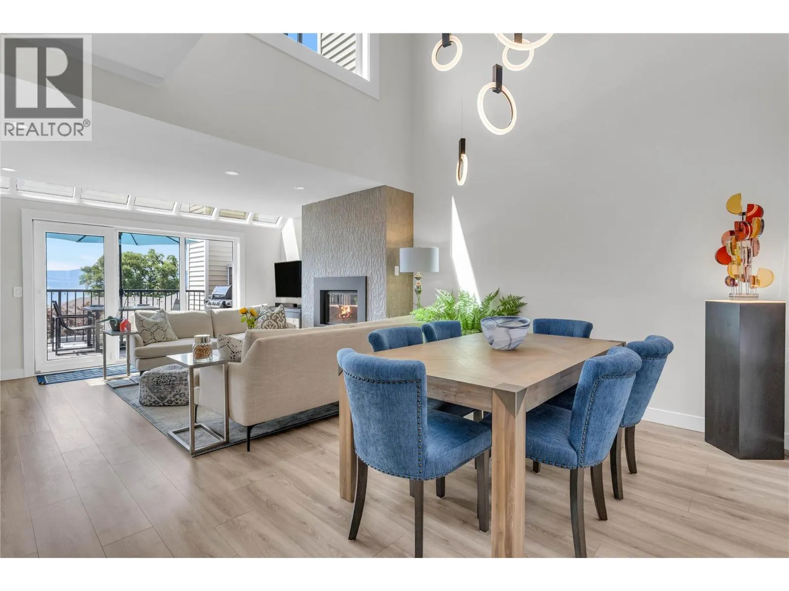 4004 Bluebird Road Unit# 303