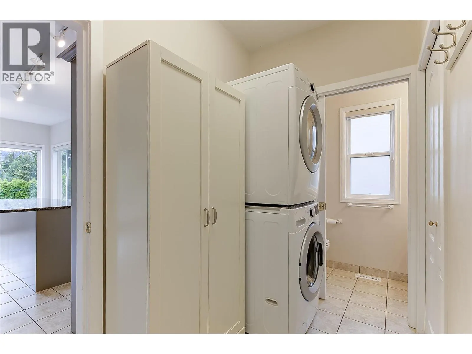3244 Deer Ridge Court