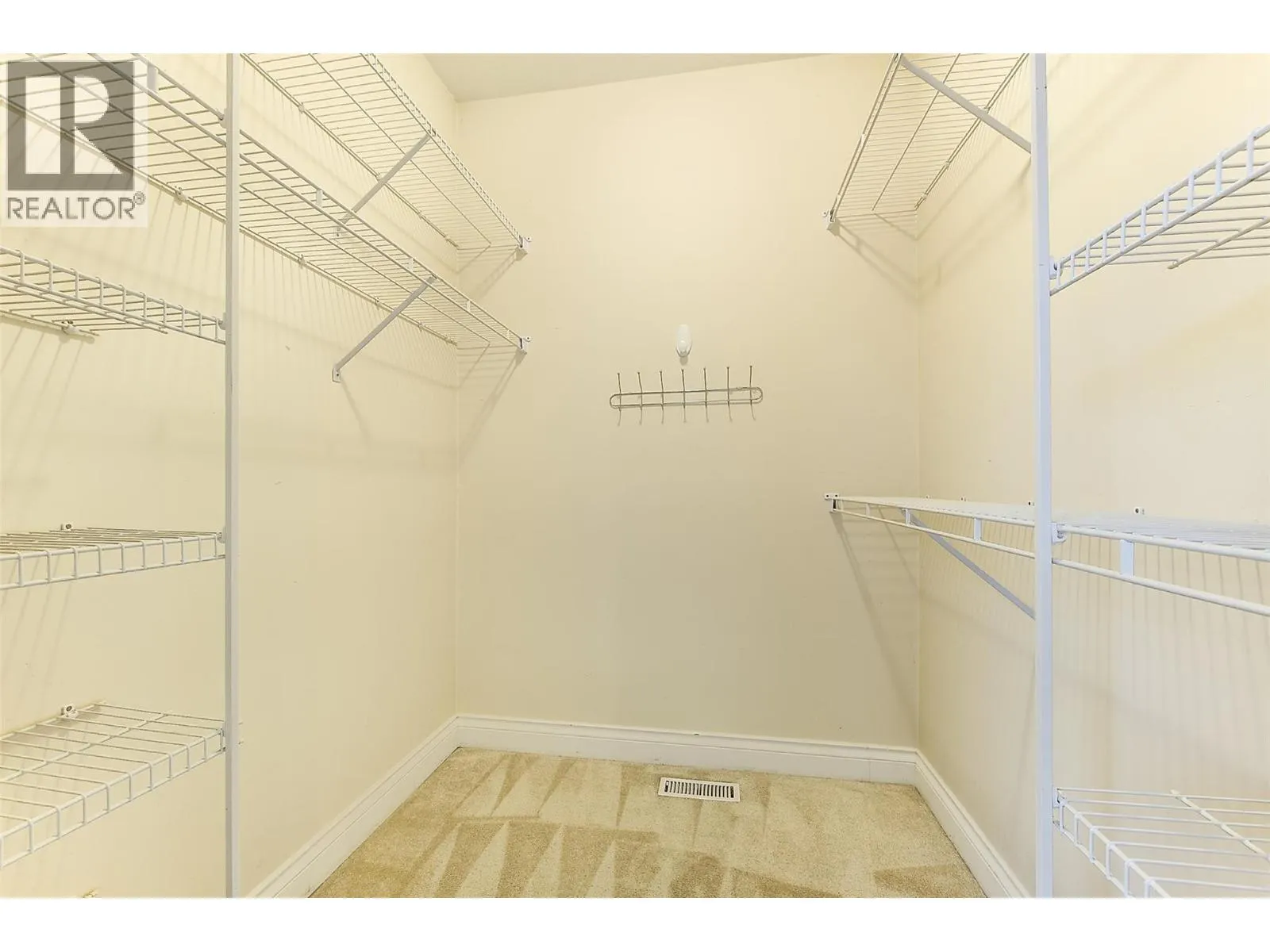 3244 Deer Ridge Court