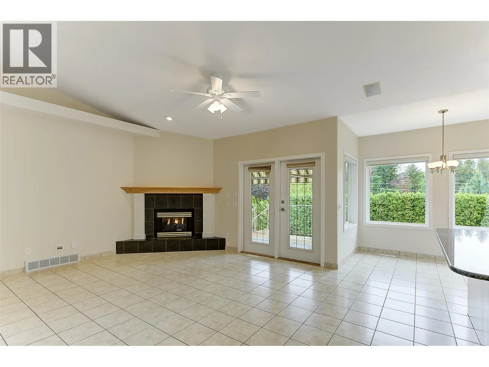 3244 Deer Ridge Court
