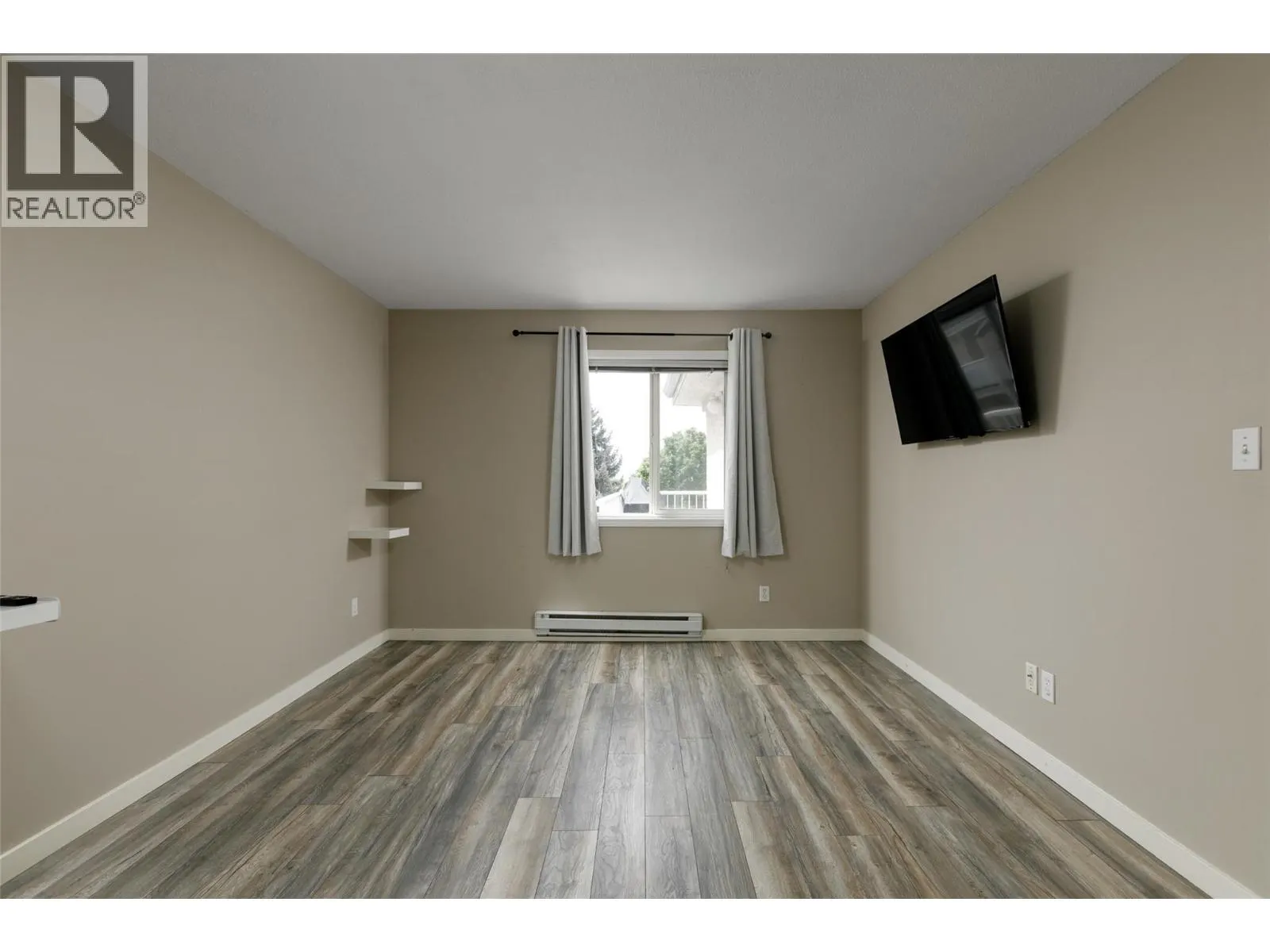 400 Sutton Crescent Unit# 313