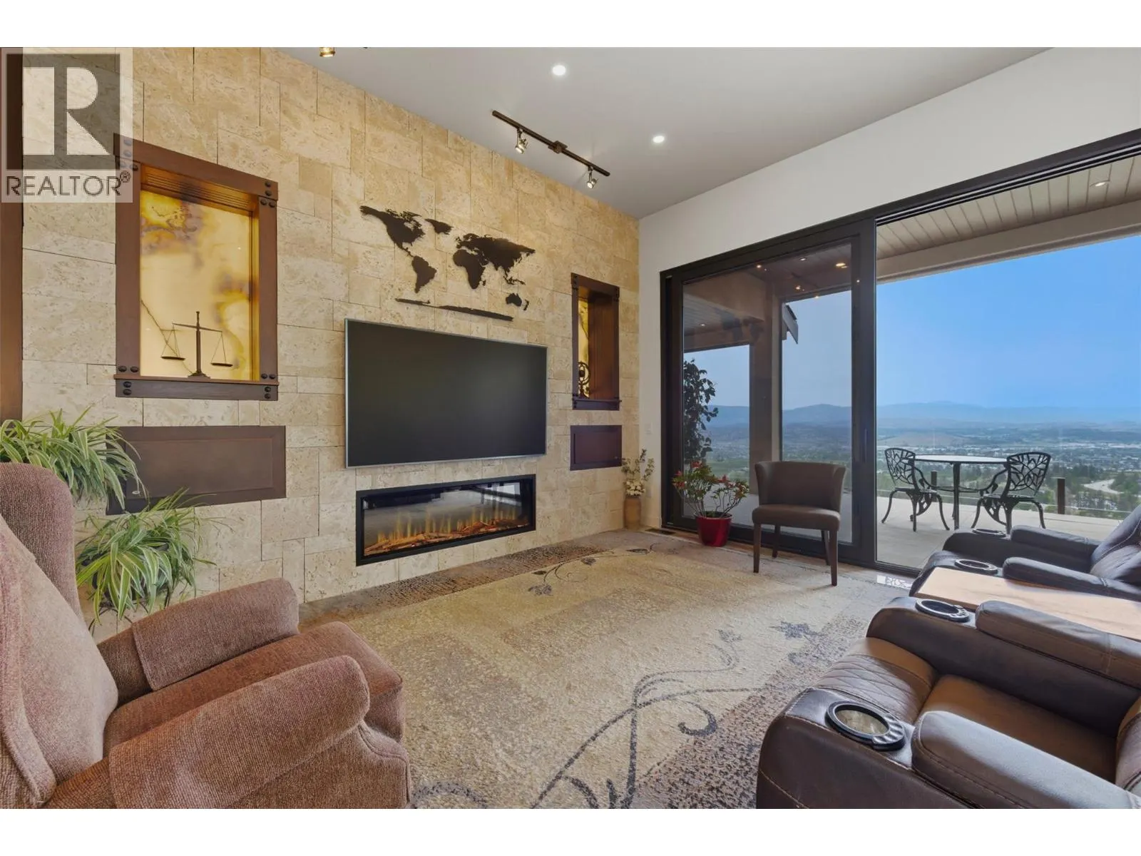 2200 Cortina Drive