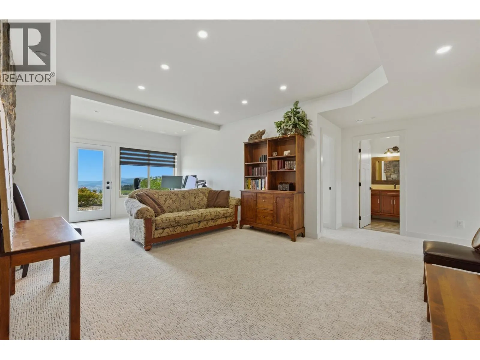 2200 Cortina Drive