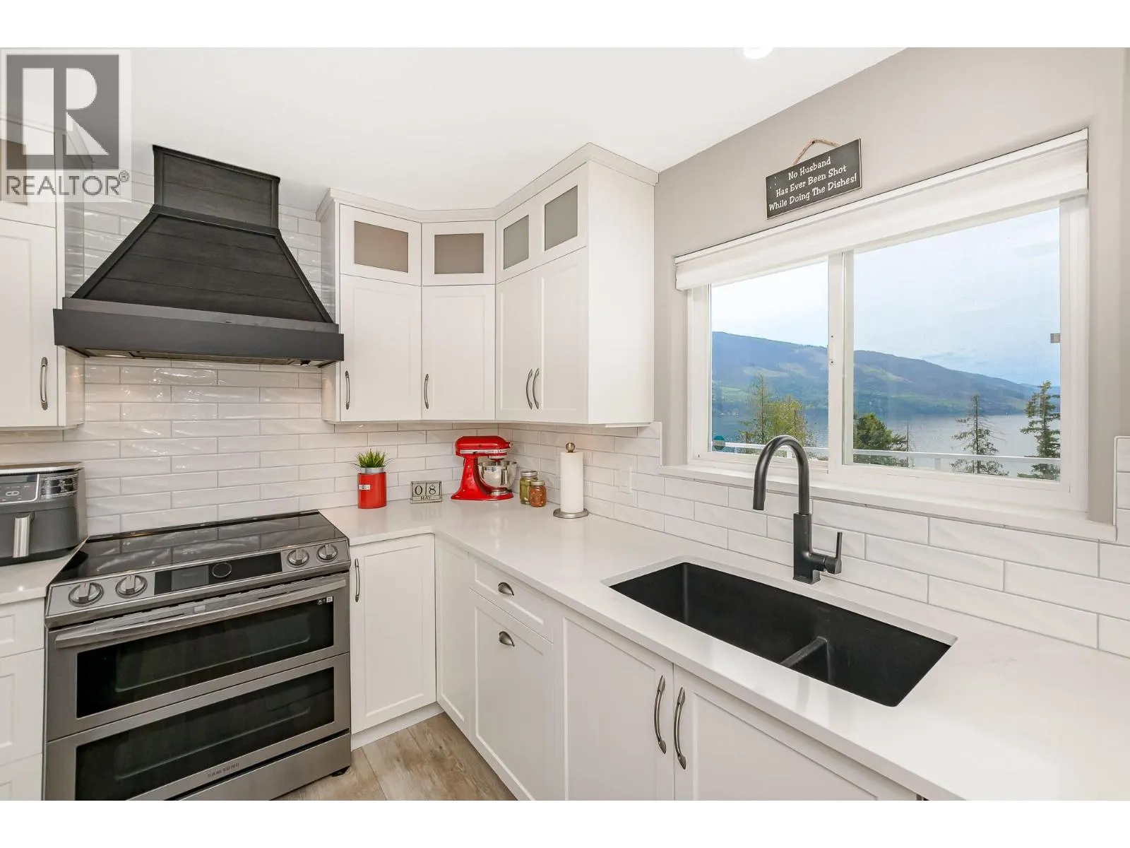 3525 Enderby Mabel Lake Road Unit# 1