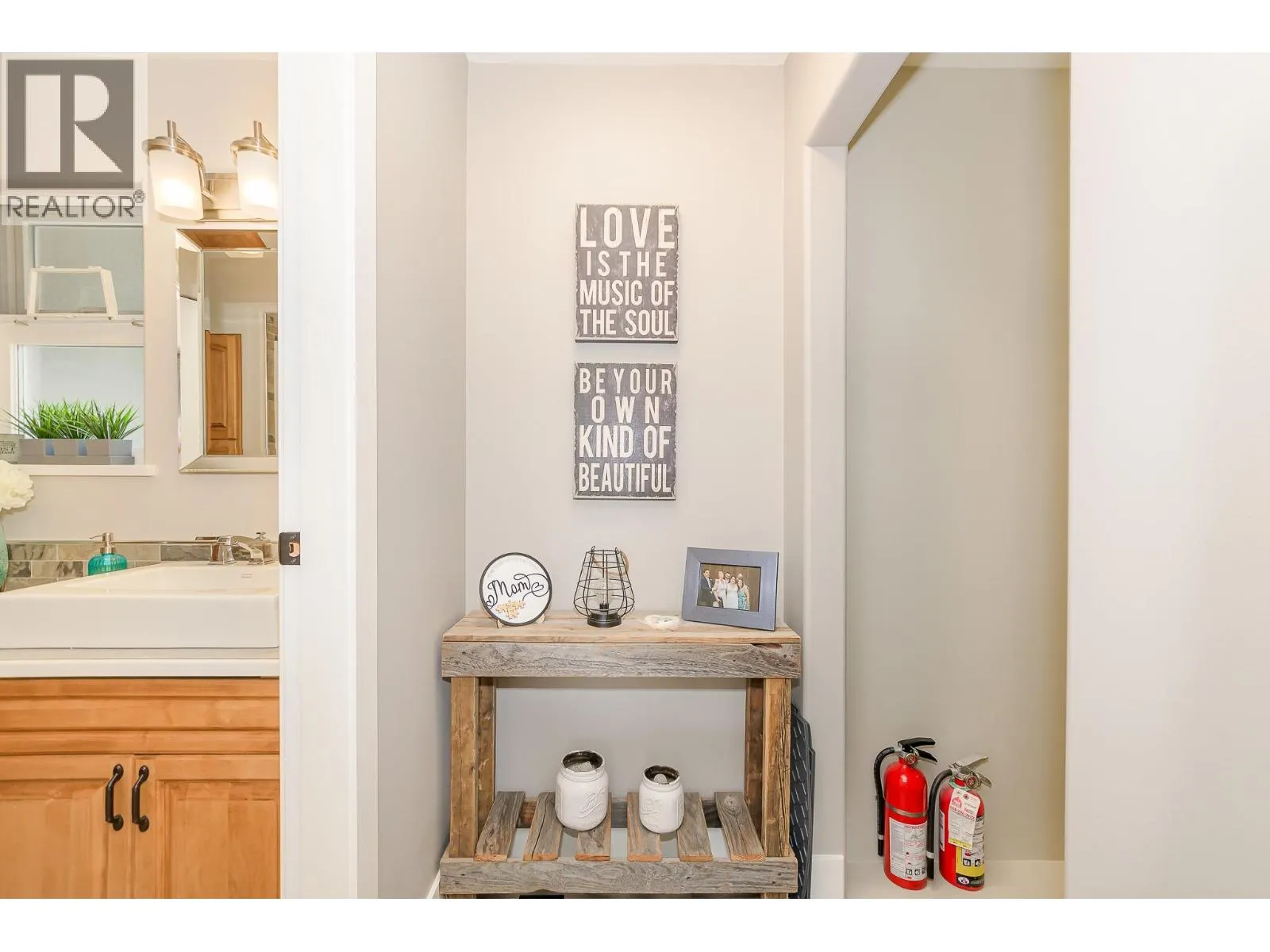 3525 Enderby Mabel Lake Road Unit# 1