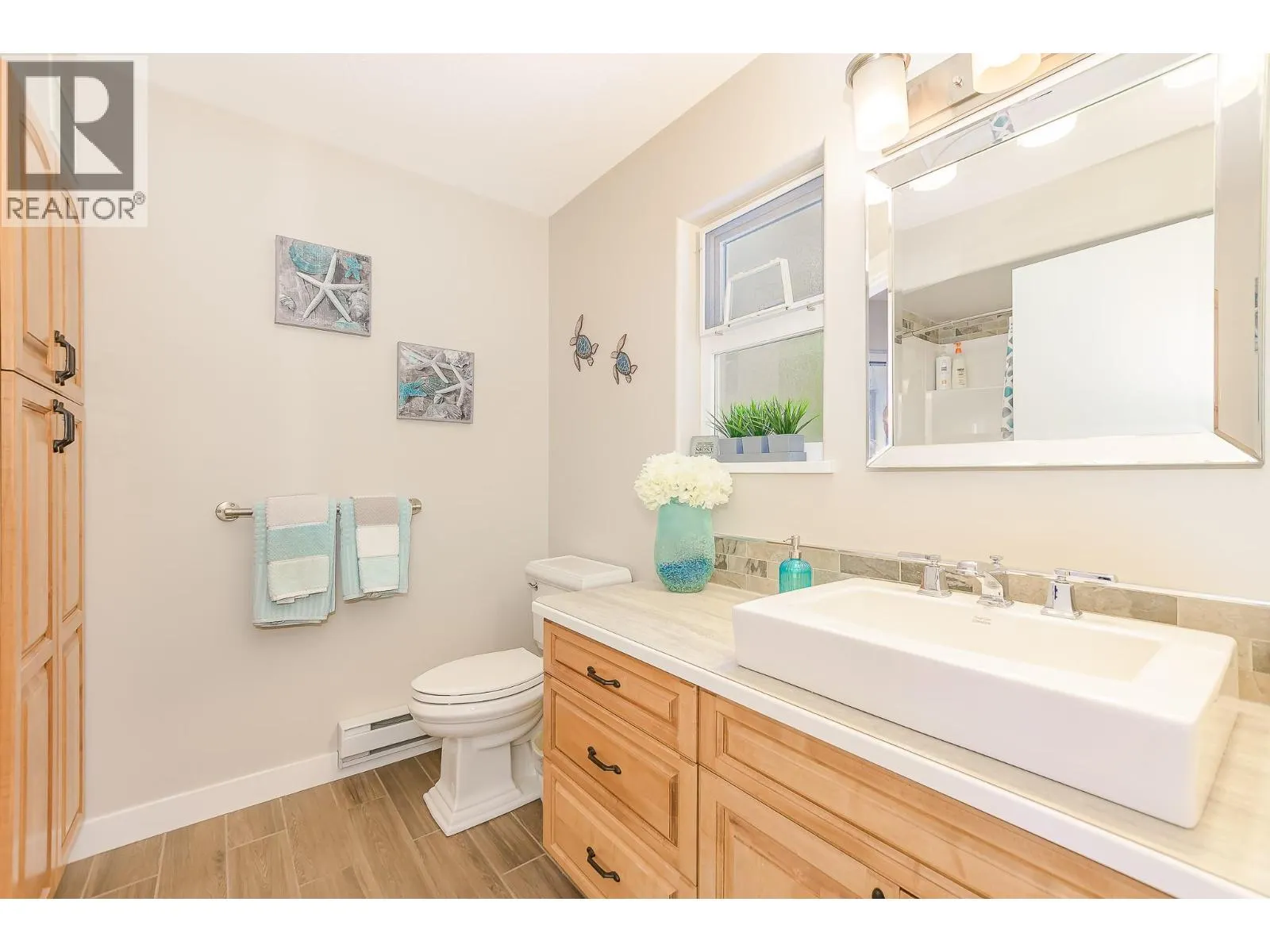 3525 Enderby Mabel Lake Road Unit# 1