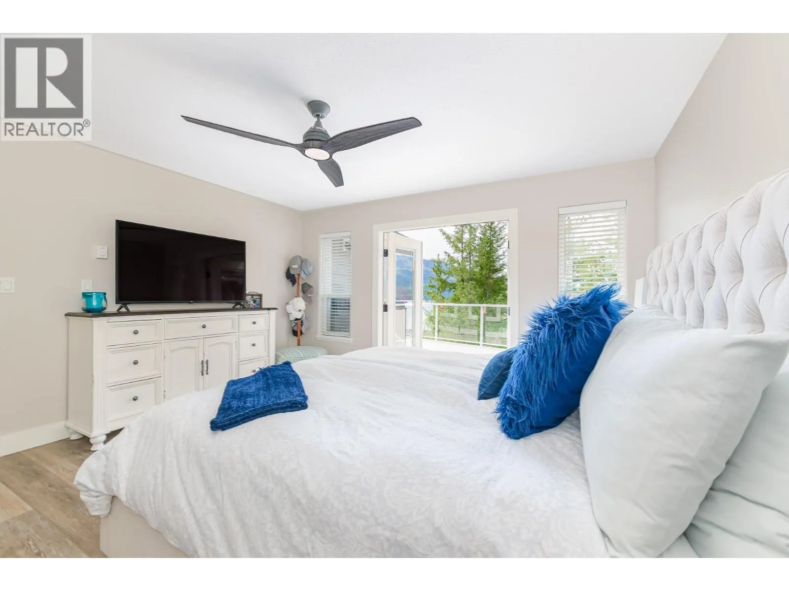 3525 Enderby Mabel Lake Road Unit# 1
