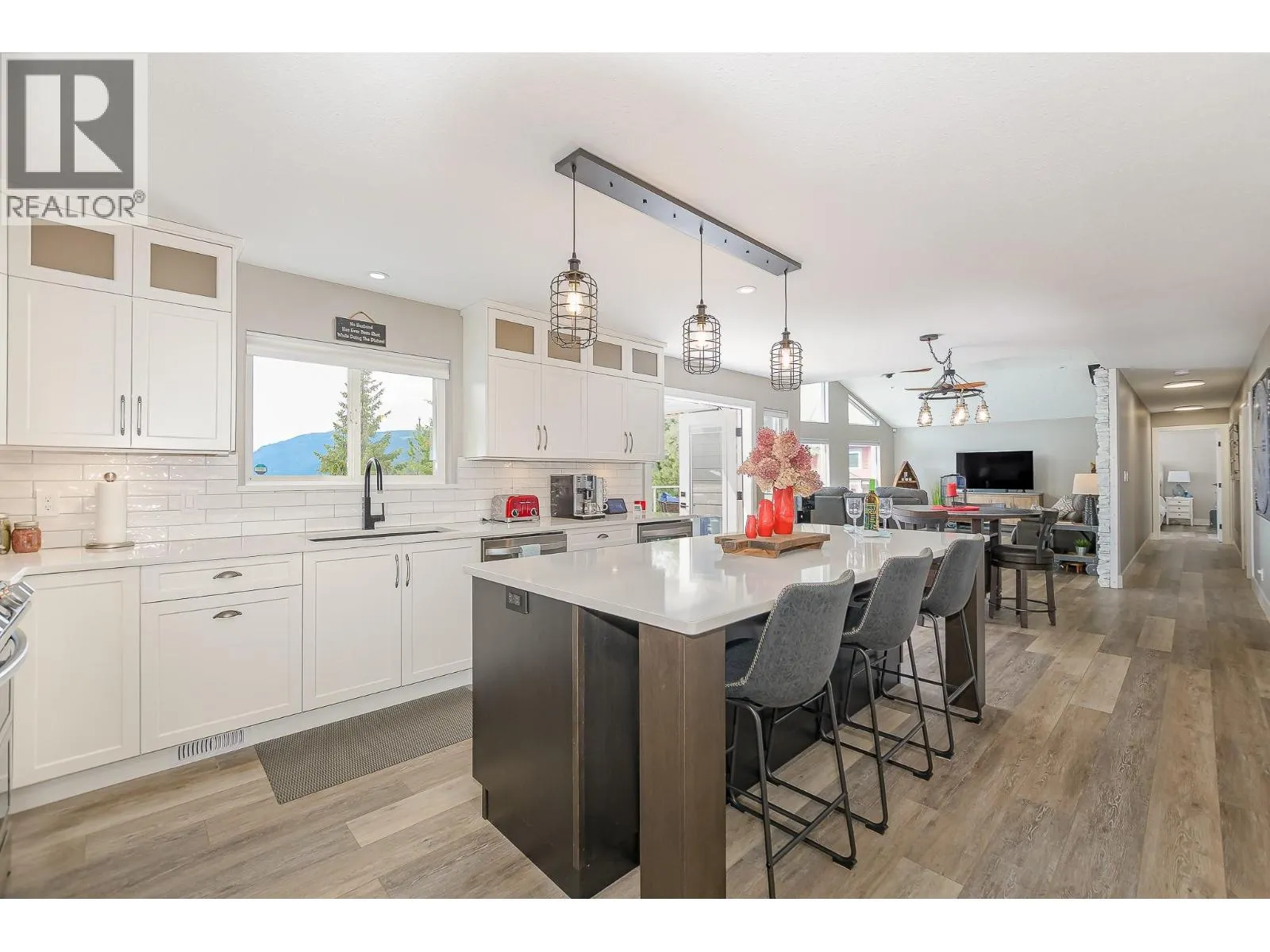 3525 Enderby Mabel Lake Road Unit# 1