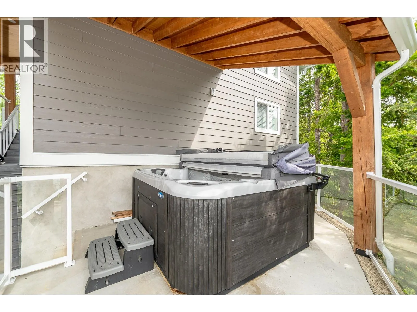 3525 Enderby Mabel Lake Road Unit# 1