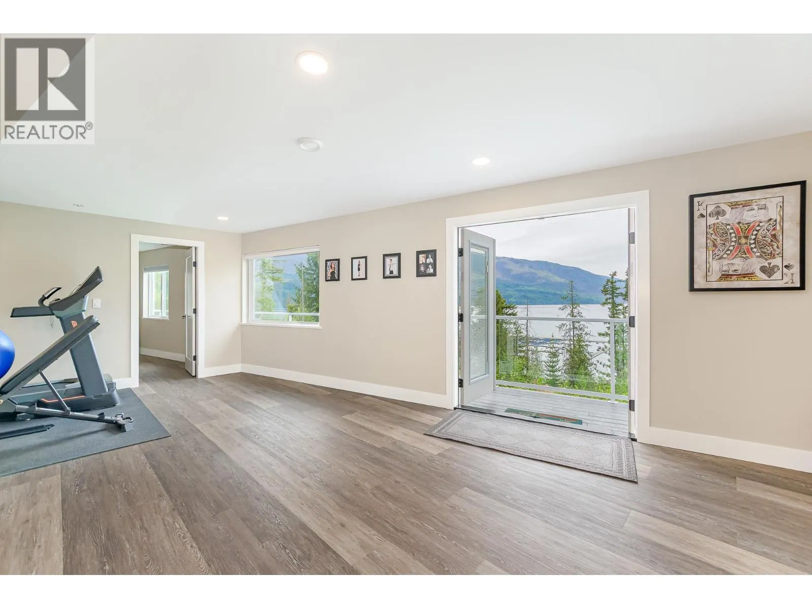 3525 Enderby Mabel Lake Road Unit# 1