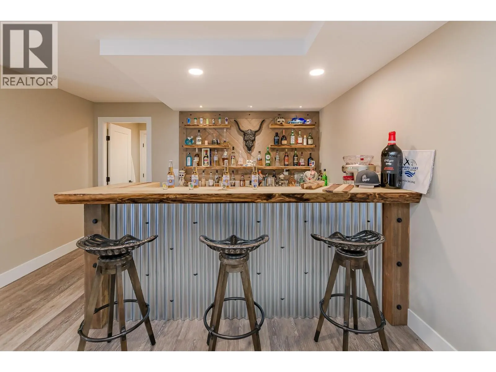 3525 Enderby Mabel Lake Road Unit# 1