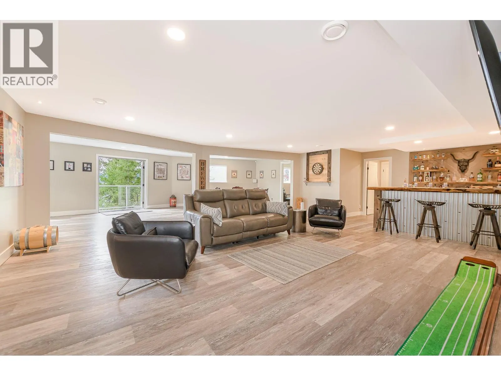 3525 Enderby Mabel Lake Road Unit# 1