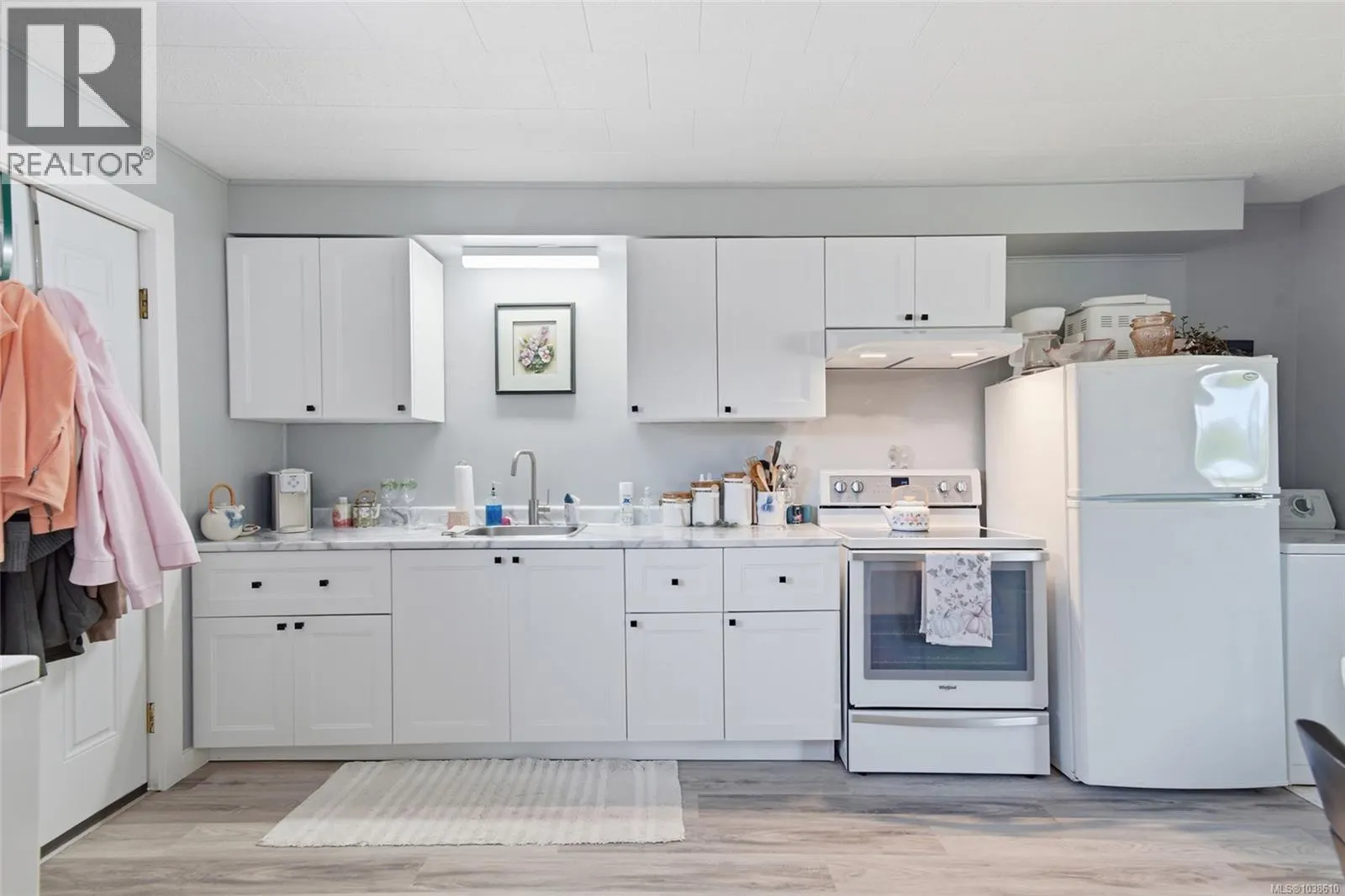 5148 Mary St
