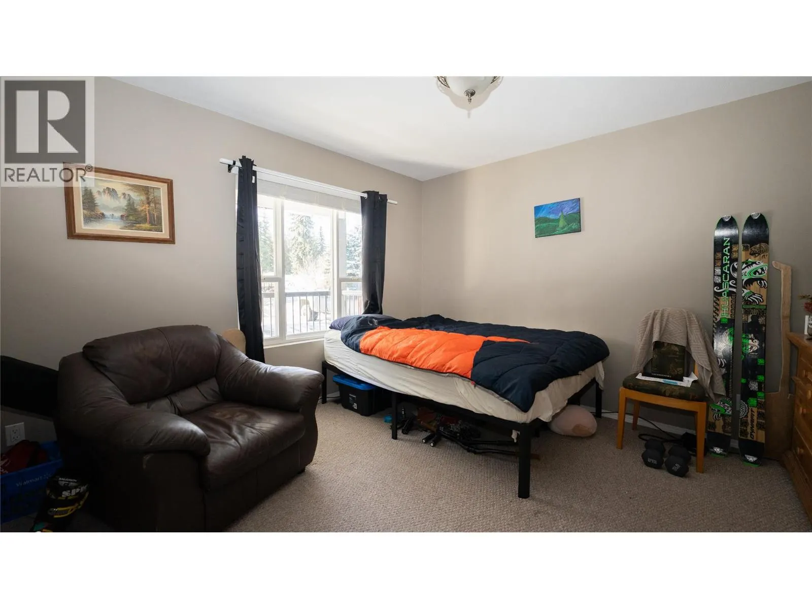 401 Gillis Avenue