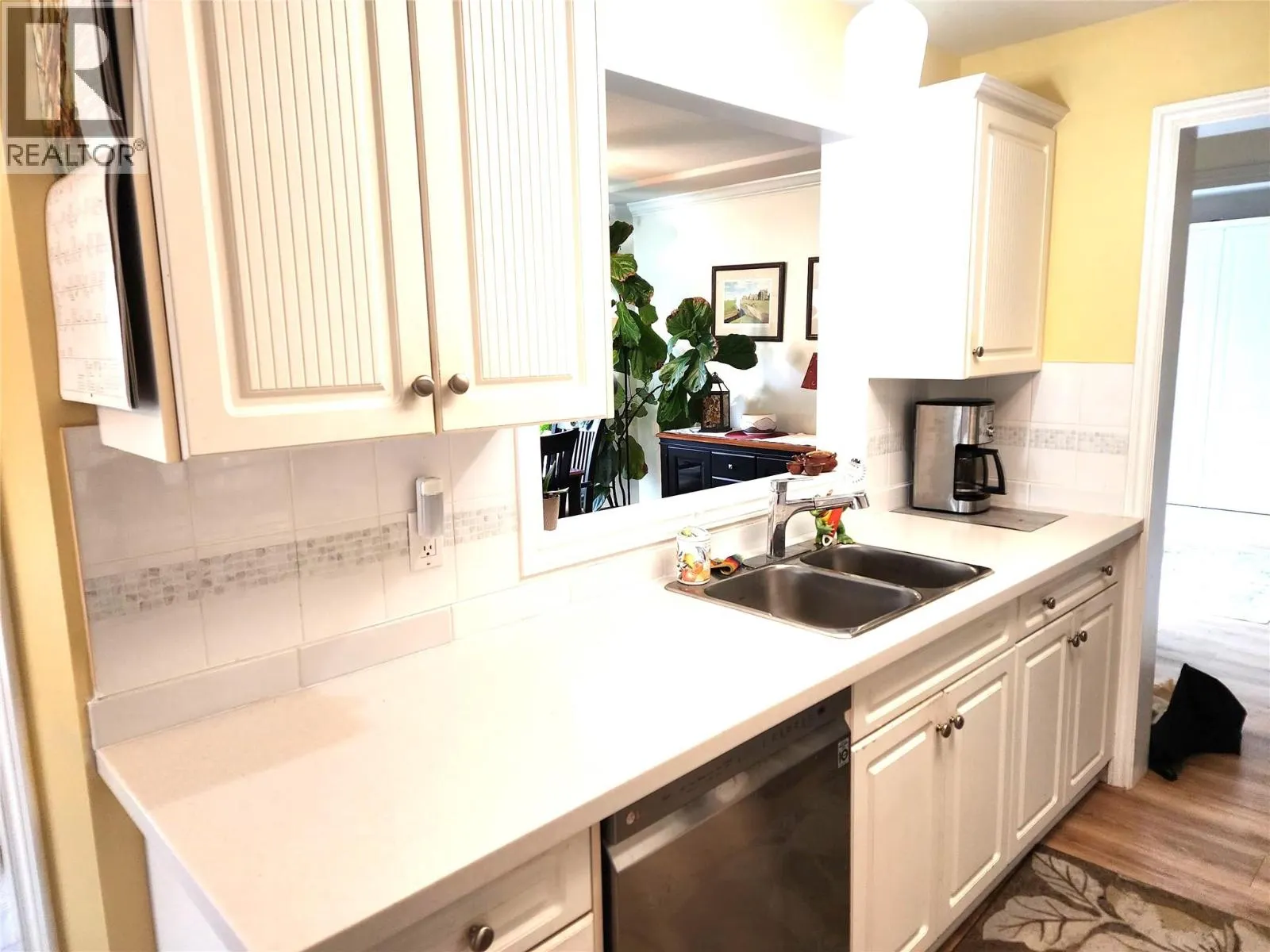3220 Centennial Drive Unit# 201