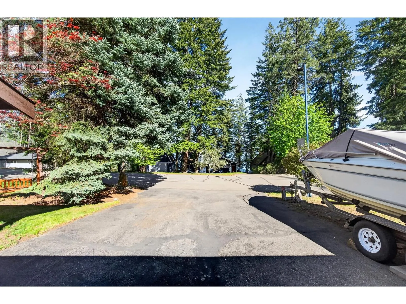 4498 Squilax-Anglemont Road Unit# 22
