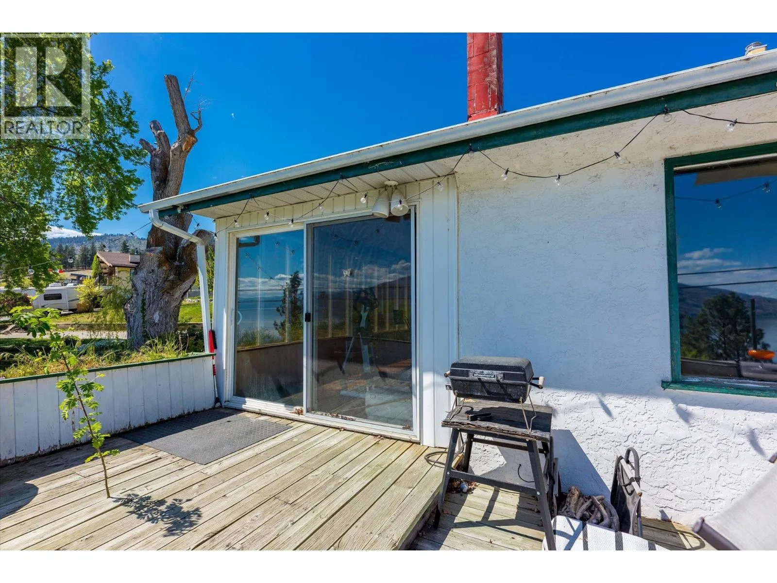 6488 Renfrew Road