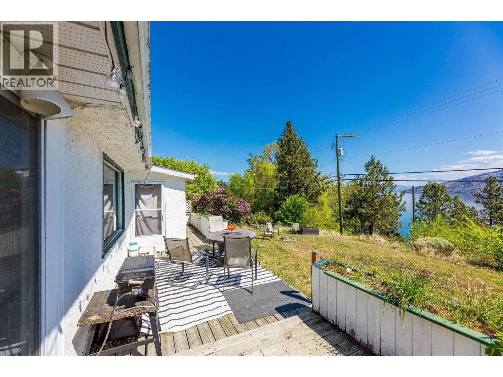 6488 Renfrew Road