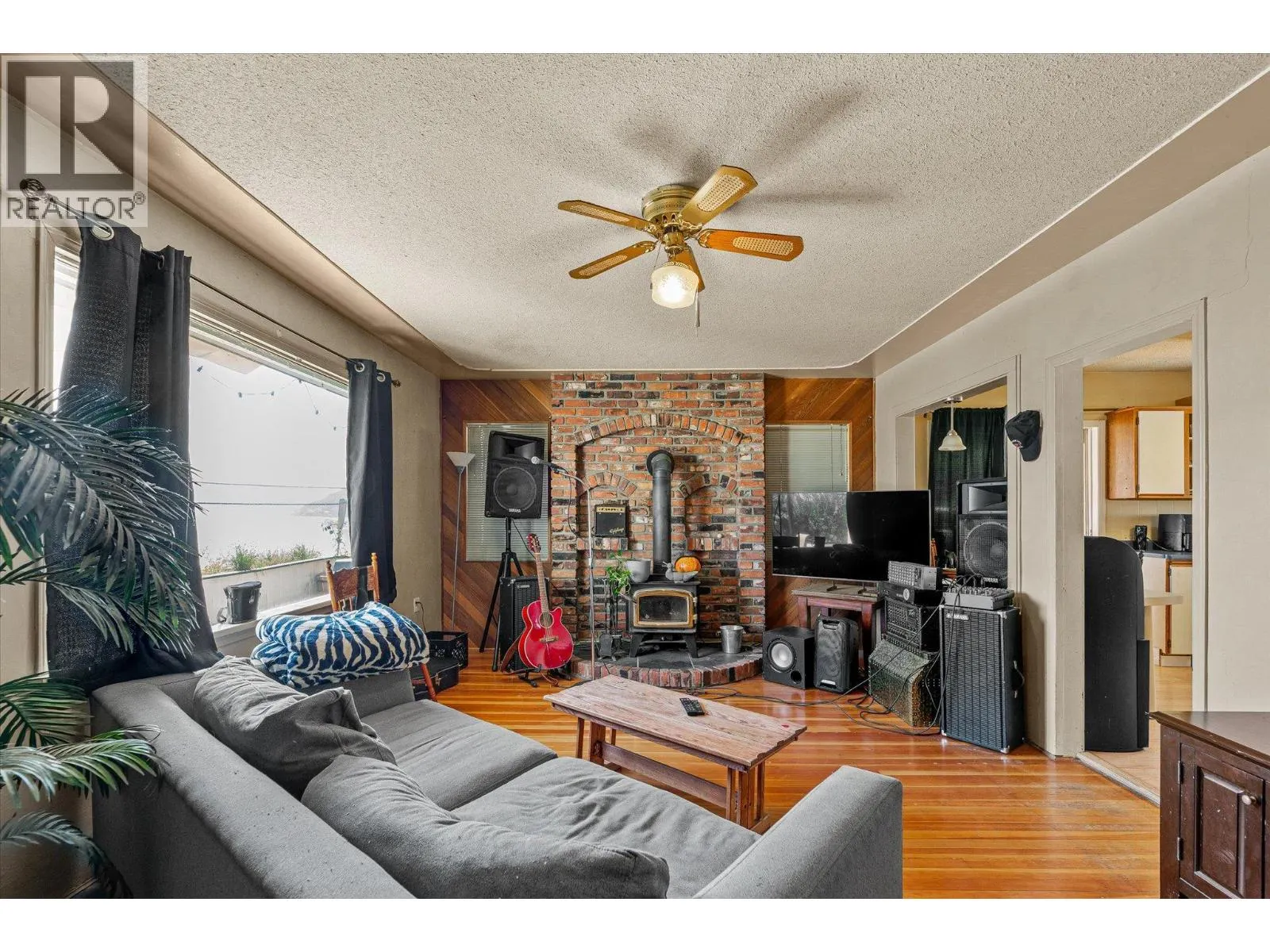 6488 Renfrew Road
