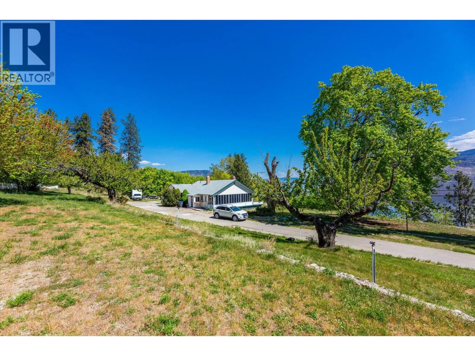 6488 Renfrew Road