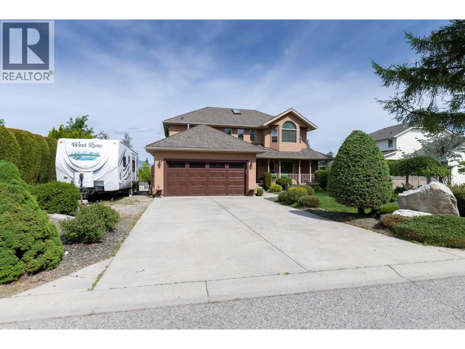1544 Woodridge Road