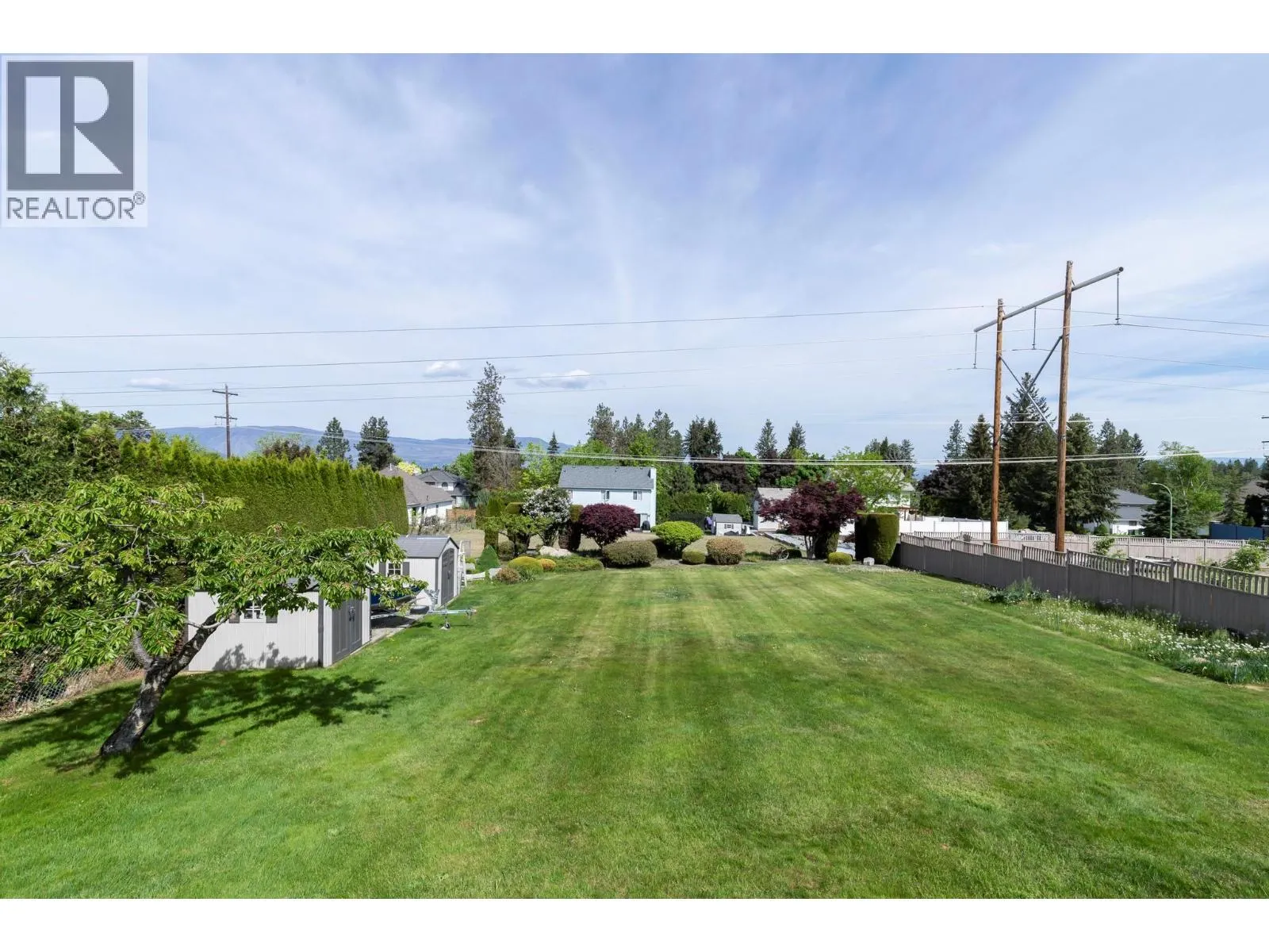1544 Woodridge Road