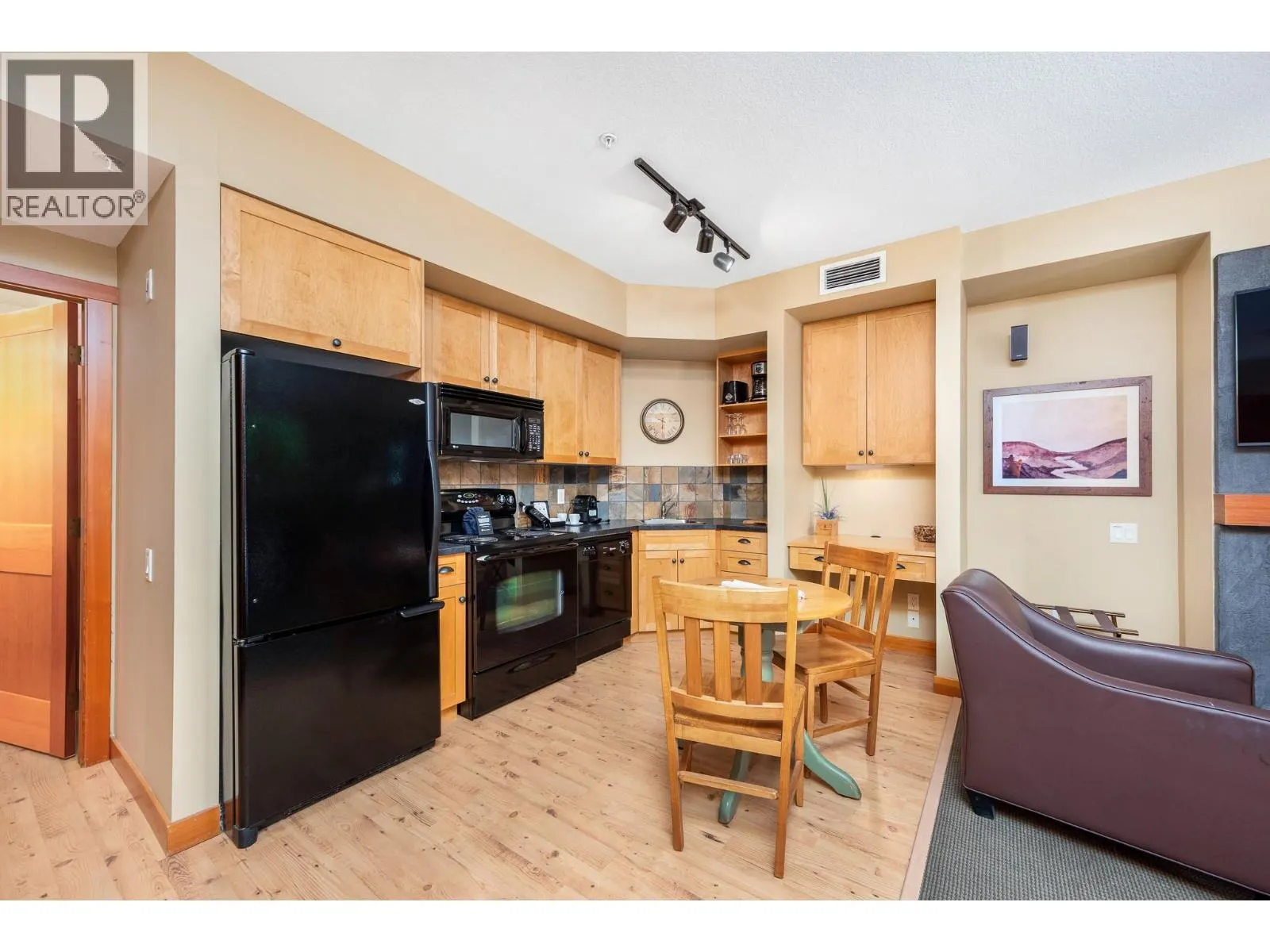 105 Village Centre Court Unit# 126