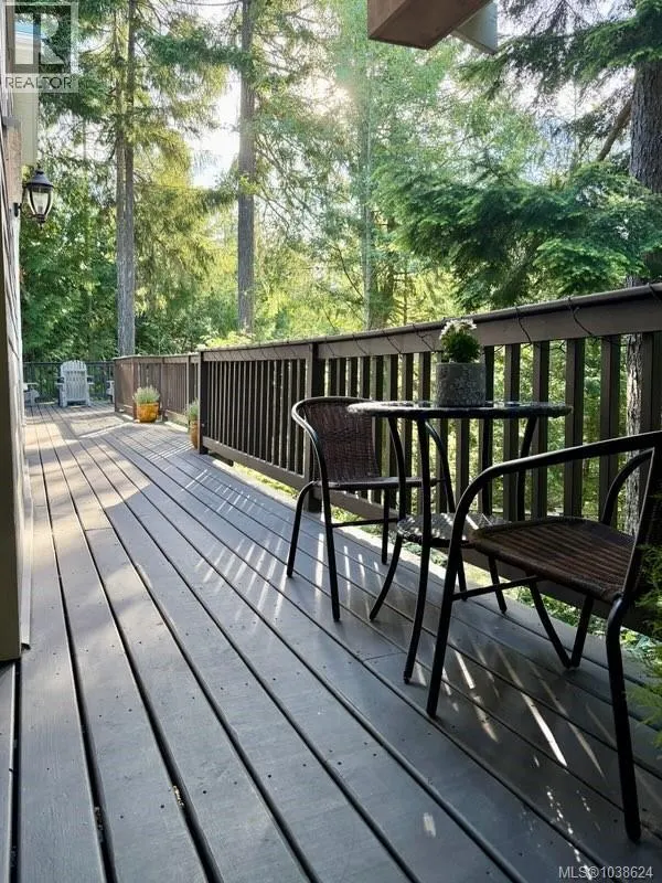 1571 Meadowood Way