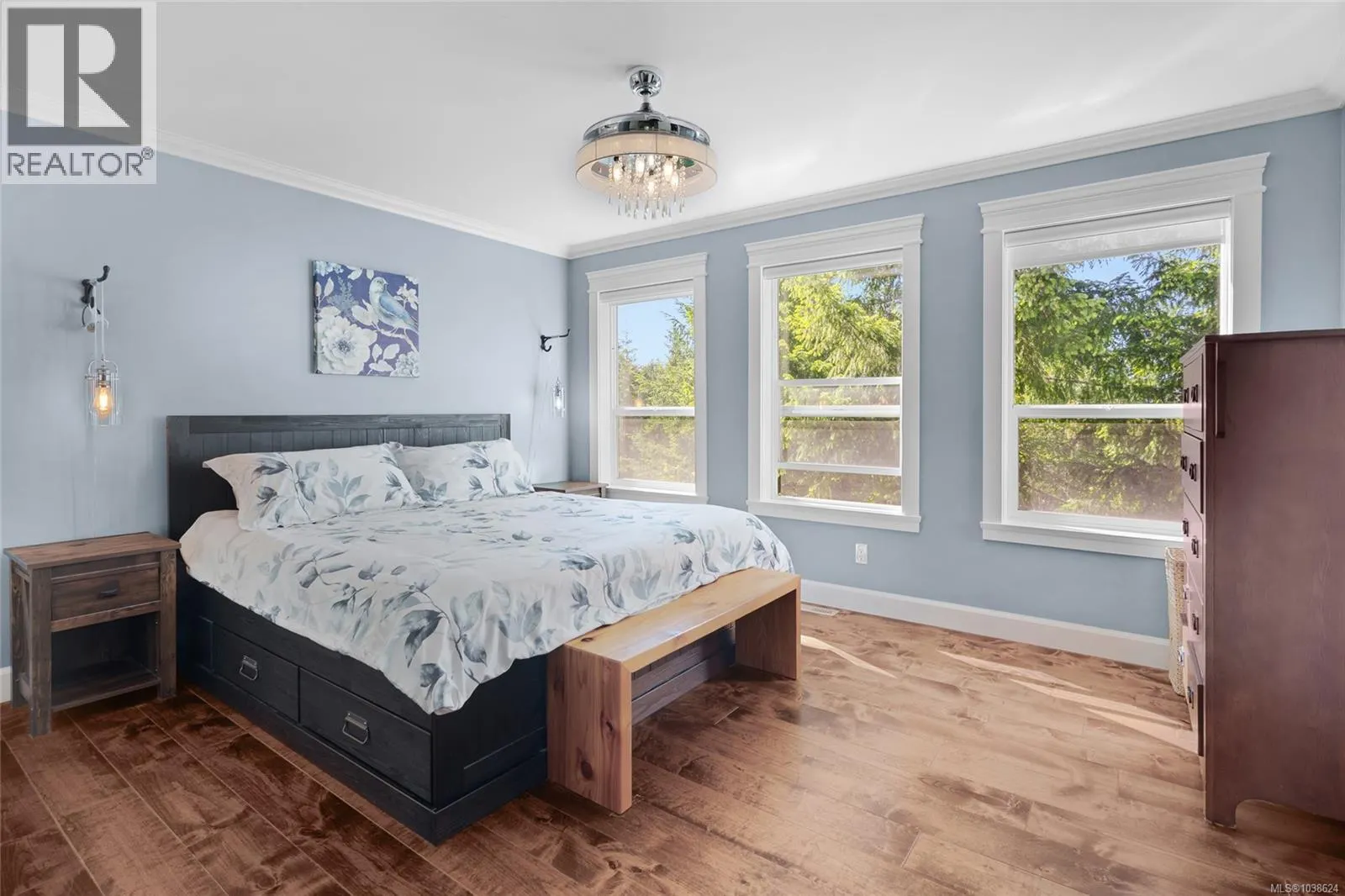 1571 Meadowood Way