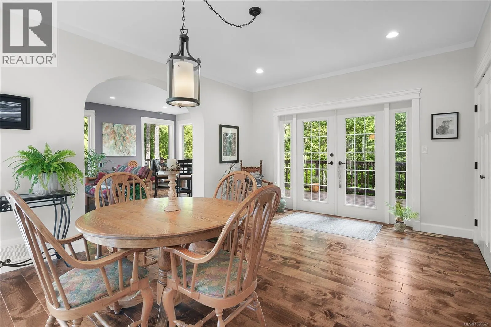 1571 Meadowood Way